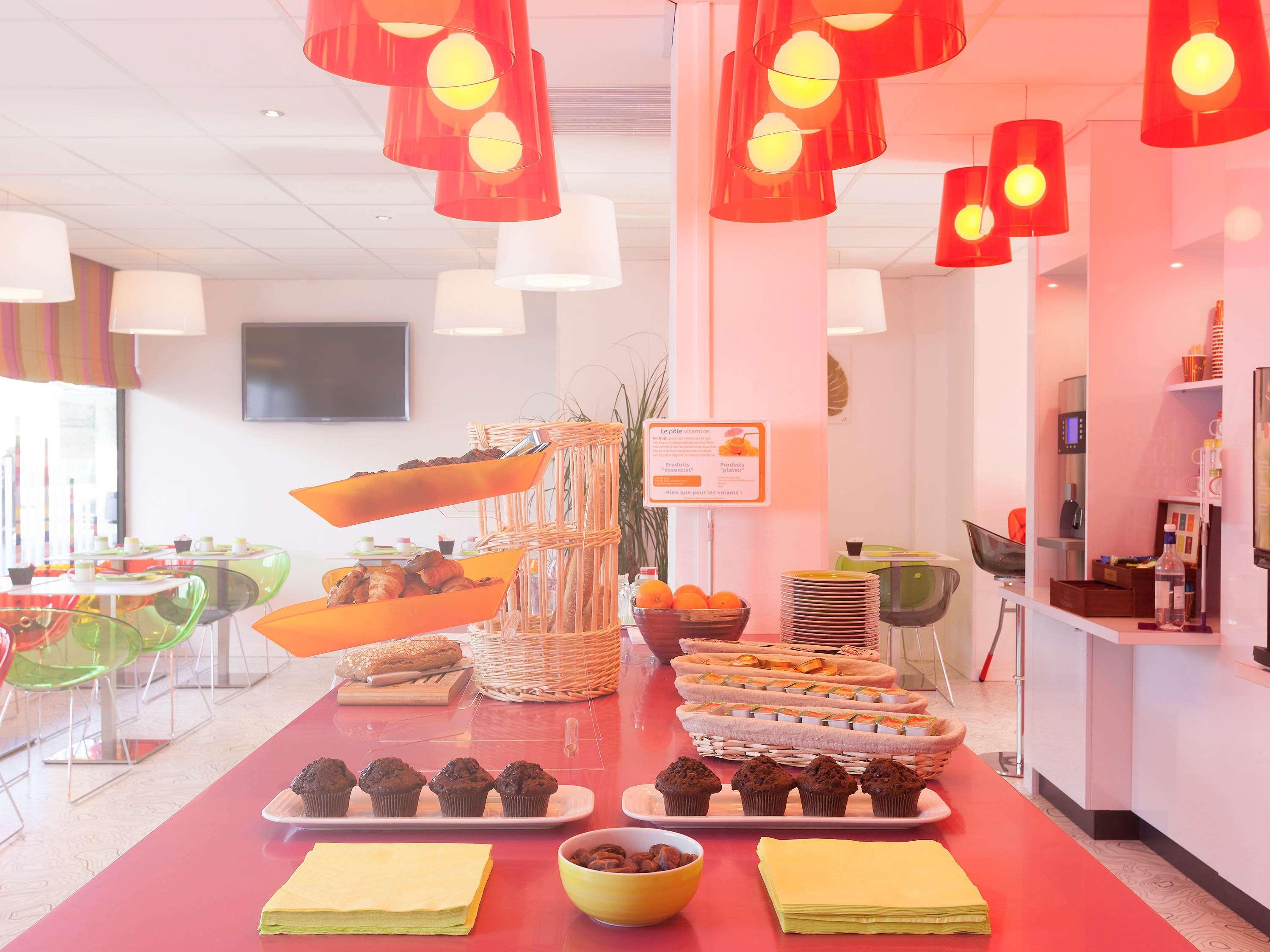 Ibis Styles Bordeaux Saint Medard Hotel Exterior photo