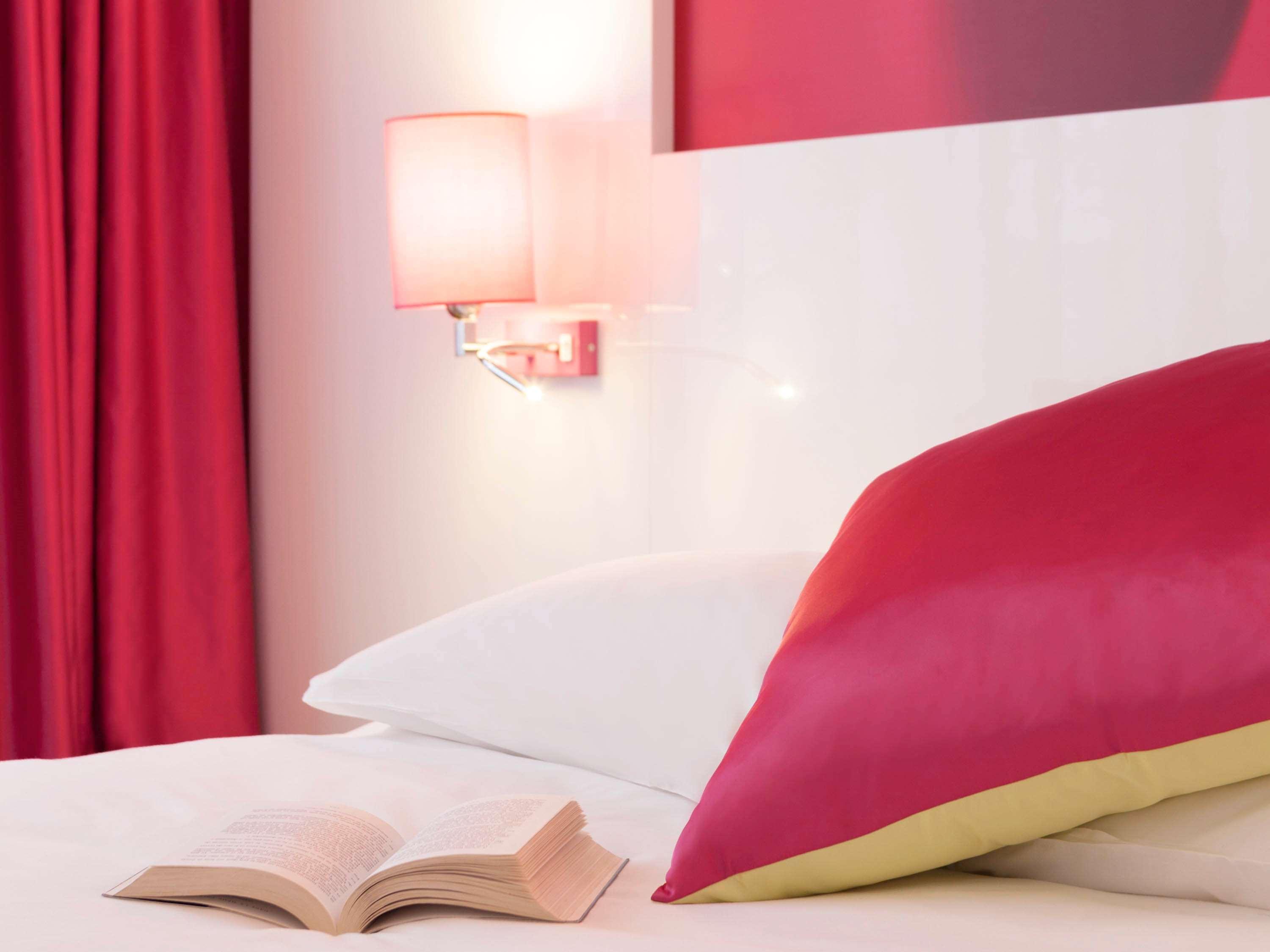 Ibis Styles Bordeaux Saint Medard Hotel Exterior photo